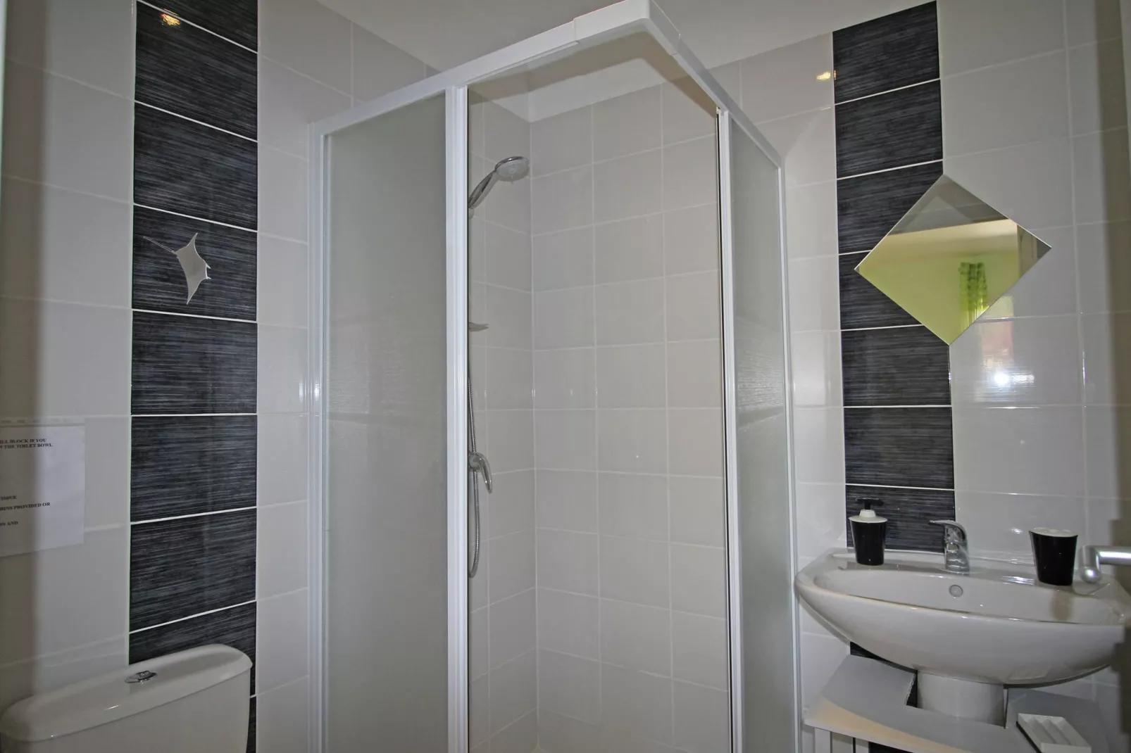 Loustalet-Badkamer