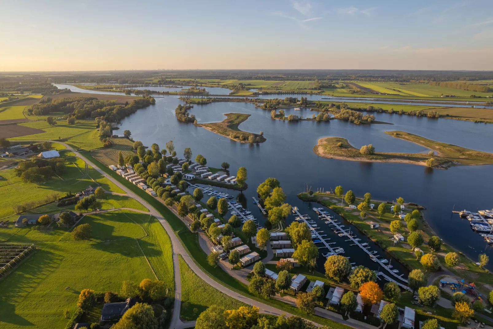 MarinaPark Bad Nederrijn 5-Gebieden zomer 1km