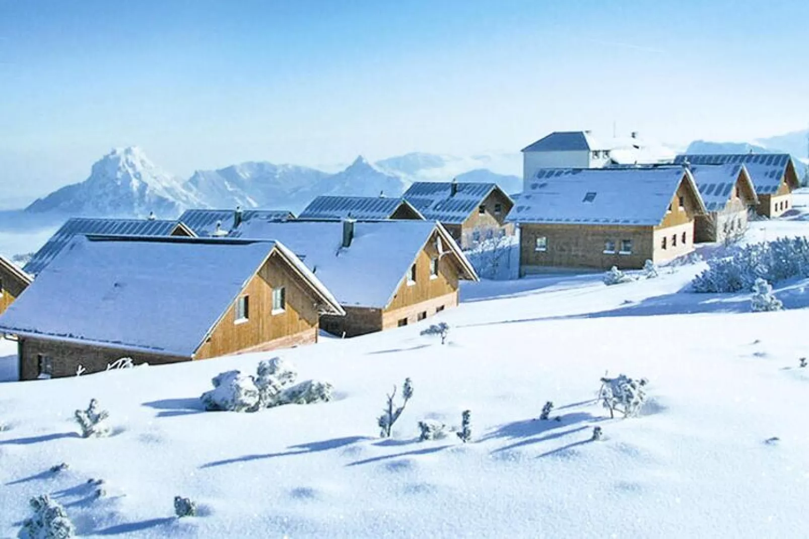 Hüttenresort Feuerkogel-Uitzicht zomer