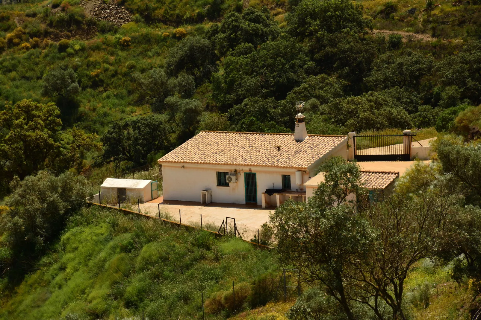 Villa Montes de Málaga-Buitenkant zomer