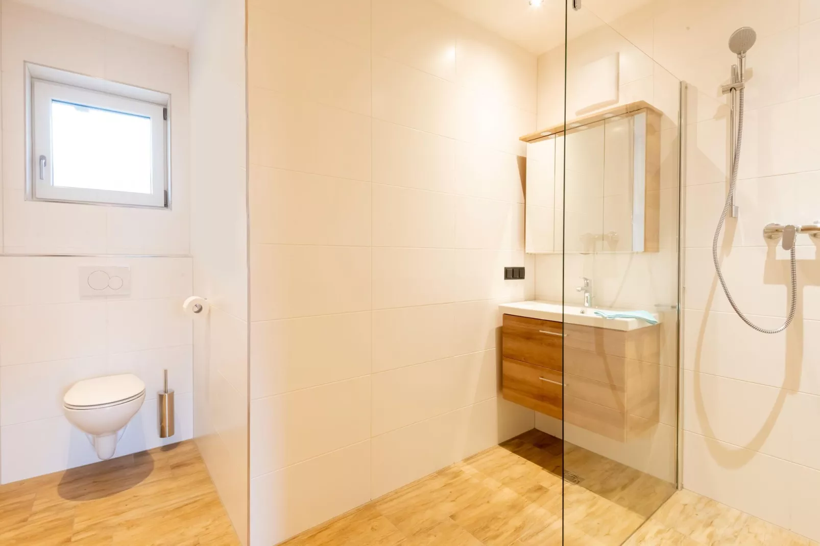 Apartment groß-Badkamer