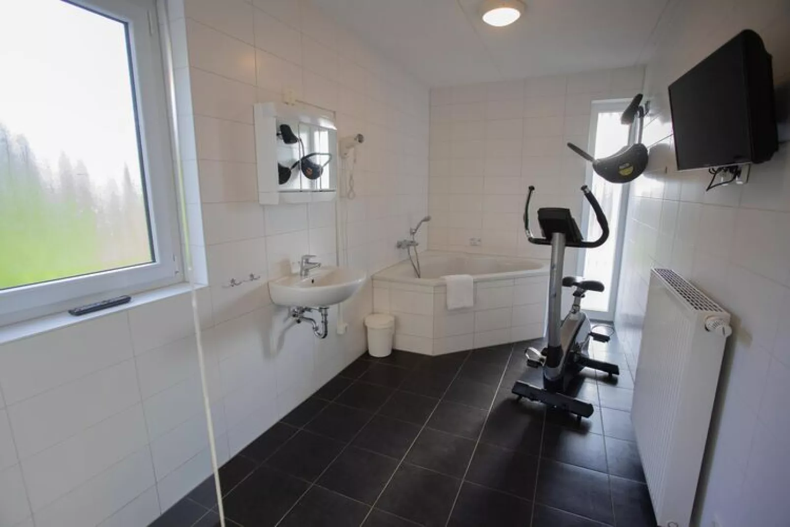 Villa Obersee Extra Luxe, Eifeler Tor-Badkamer