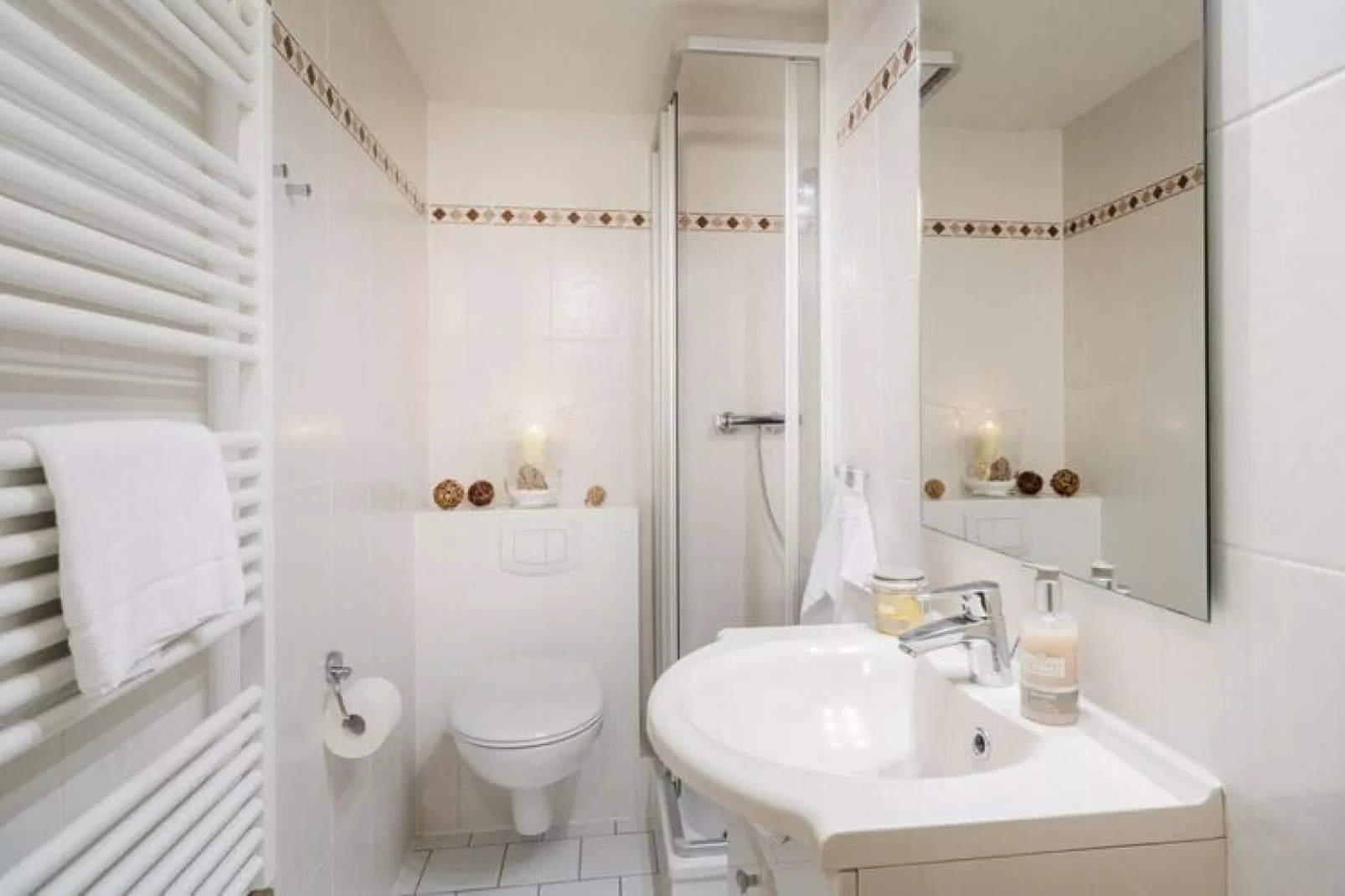 2-Zimmer-Apartment "Luv/Lee - plus"-Badkamer