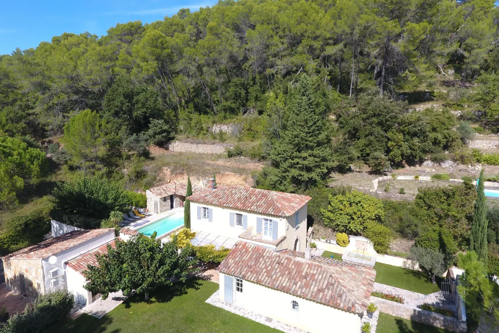 Villa Casaou-Buitenkant zomer