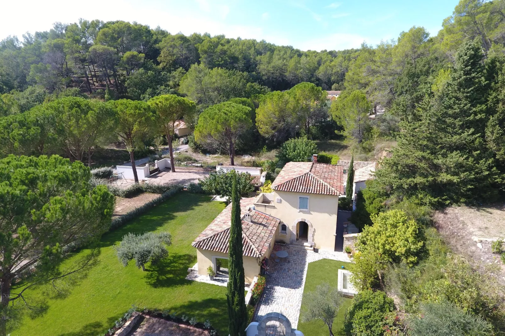 Villa Casaou-Buitenkant zomer