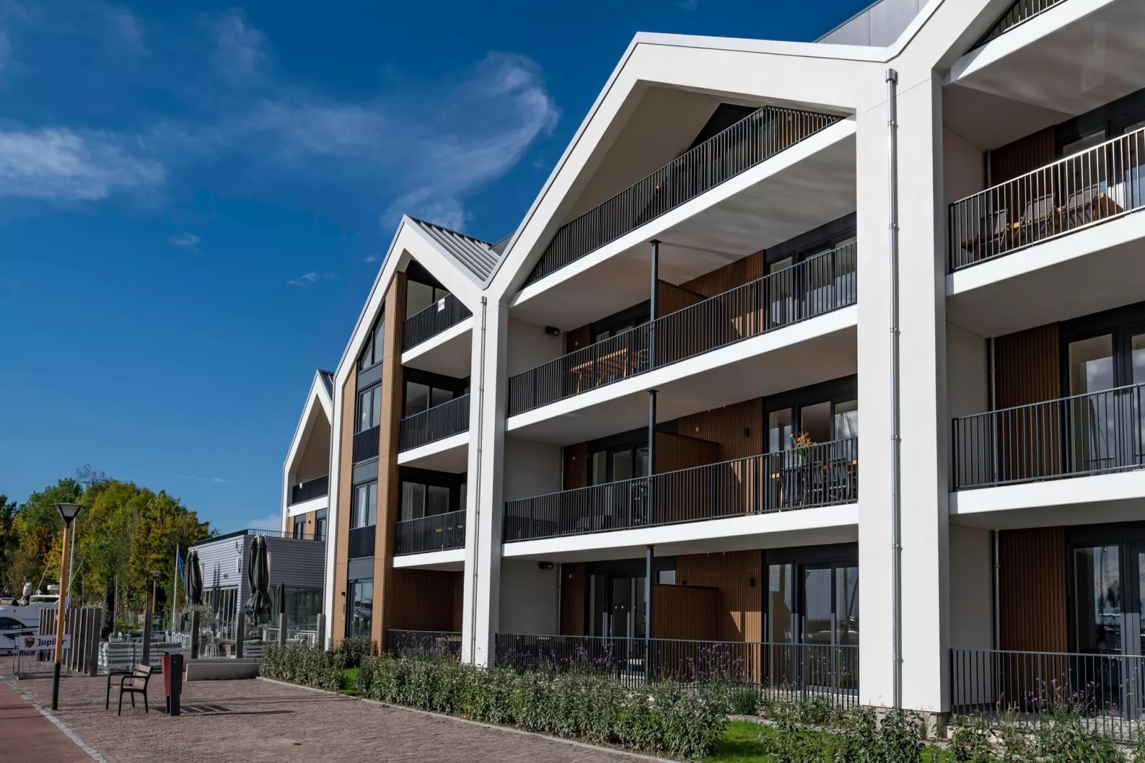 Harbour Loft 3C Residence Marina-Buitenkant zomer