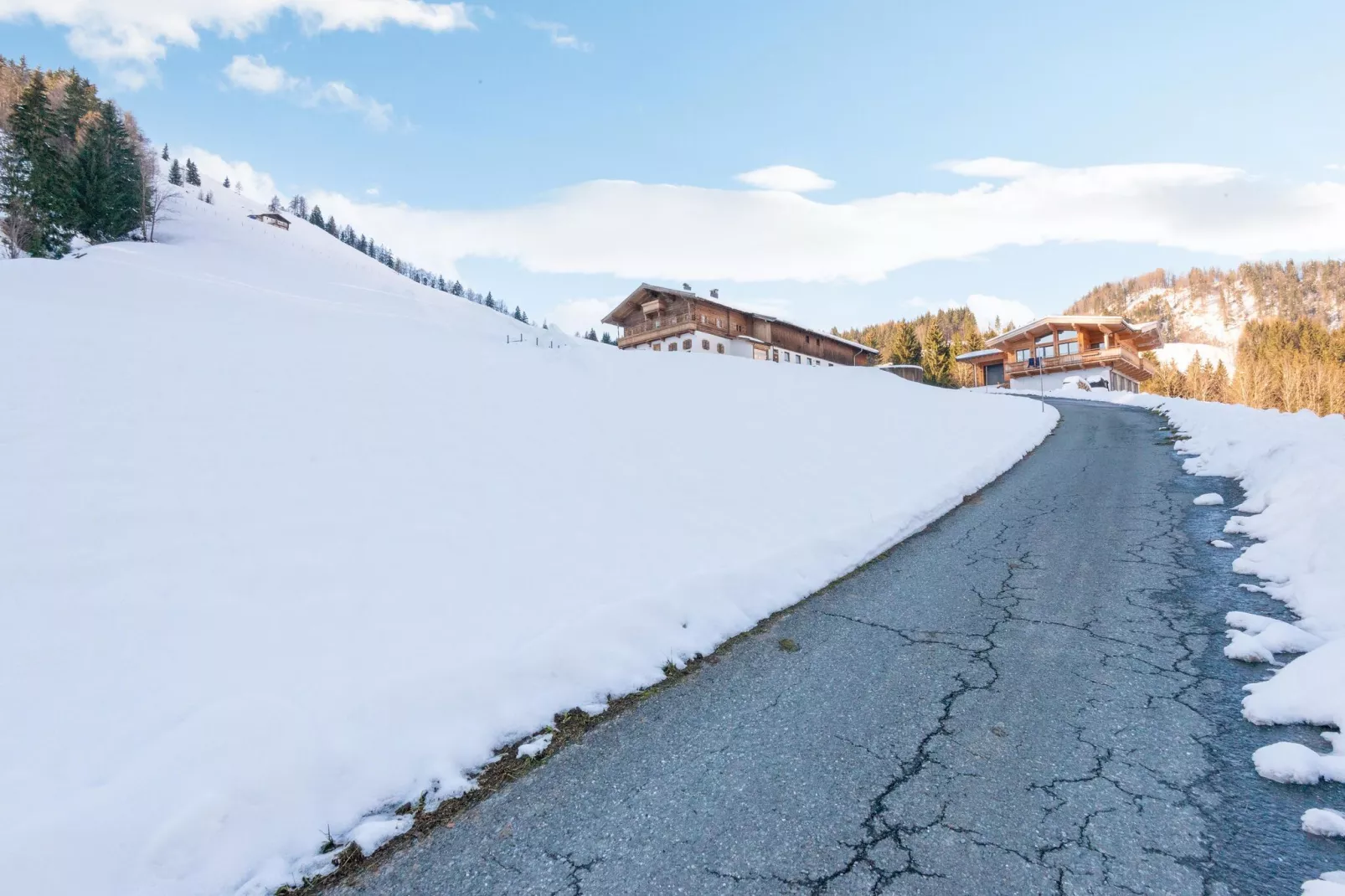 Bauernhaus Hochfilzen-Gebied winter 1km