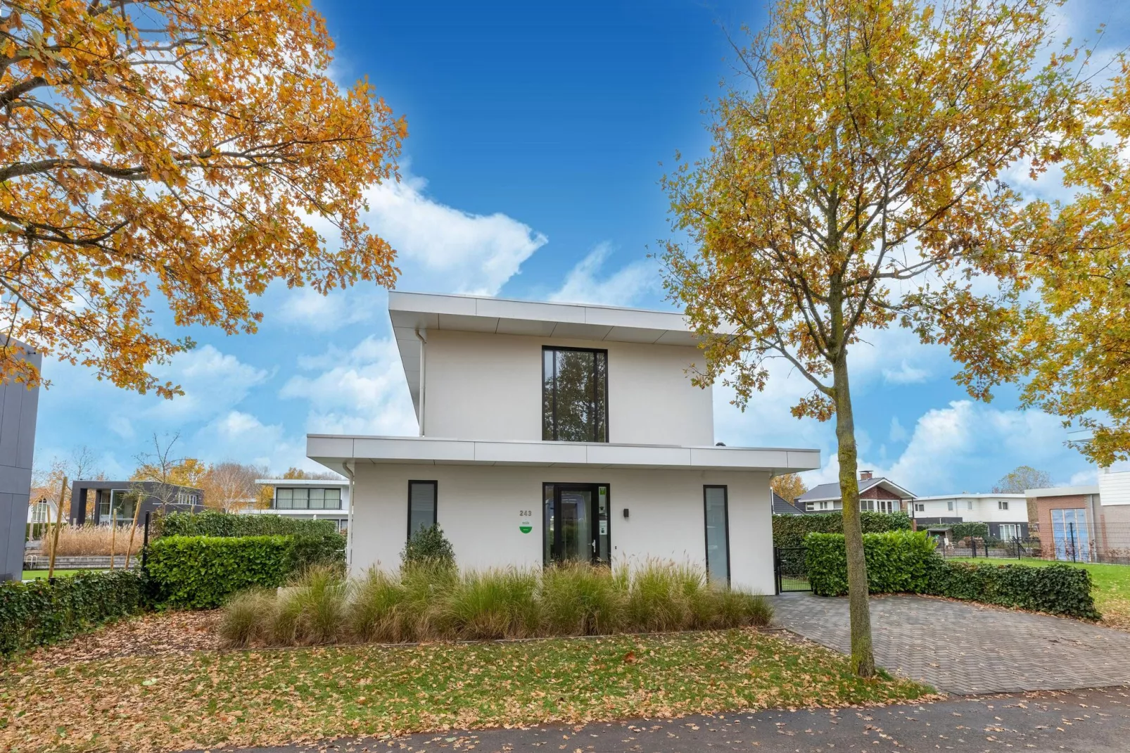 Villa Luxury Harderwijk 243-Buitenkant zomer