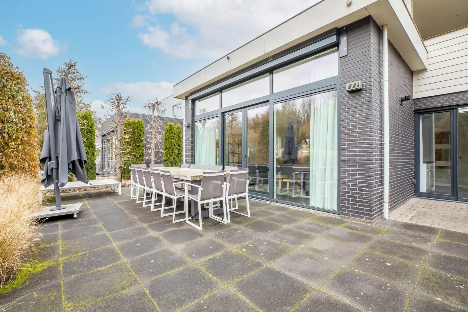 Villa Black & White Harderwijk 209-Terrasbalkon