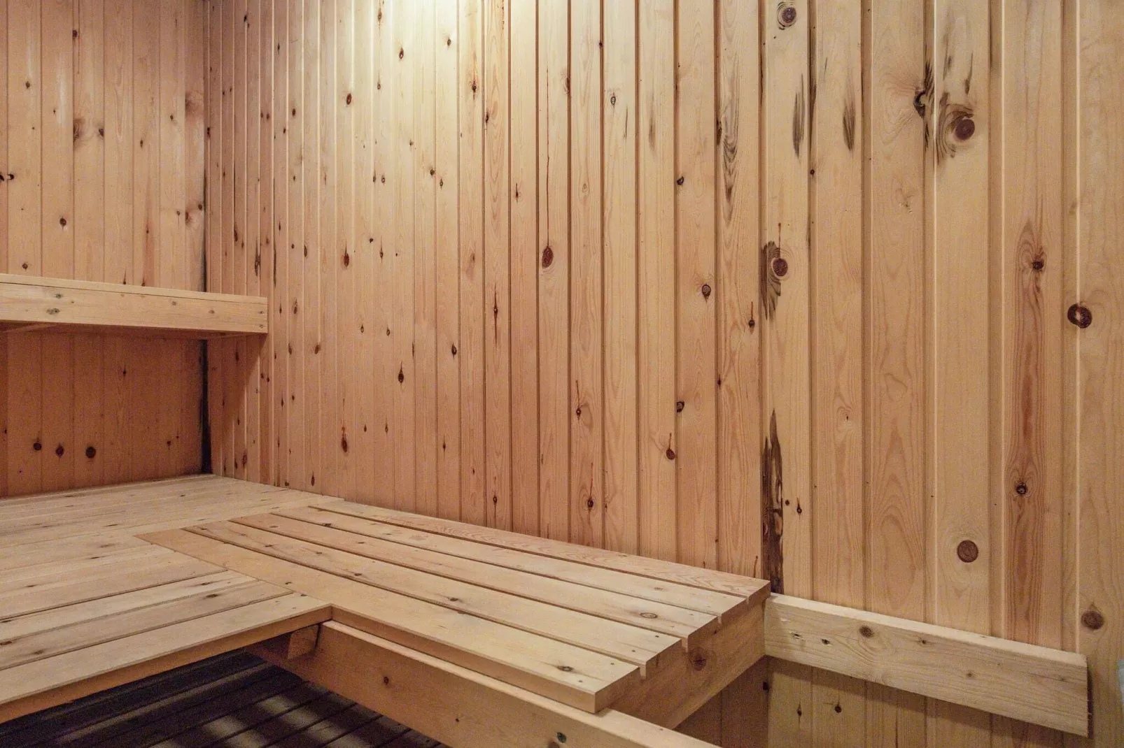 Authentiek vakantiehuis in Roslev met zonnebank en sauna-Sauna