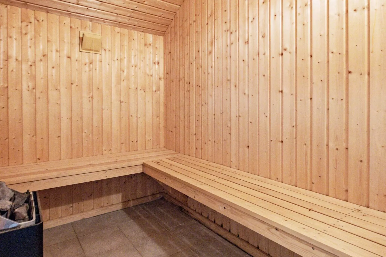 14 persoons vakantie huis in Højslev-Sauna