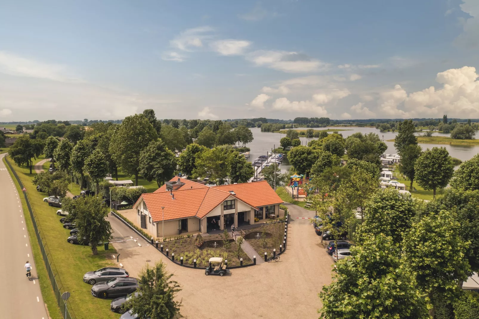 MarinaPark Bad Nederrijn 4-Gebieden zomer 1km
