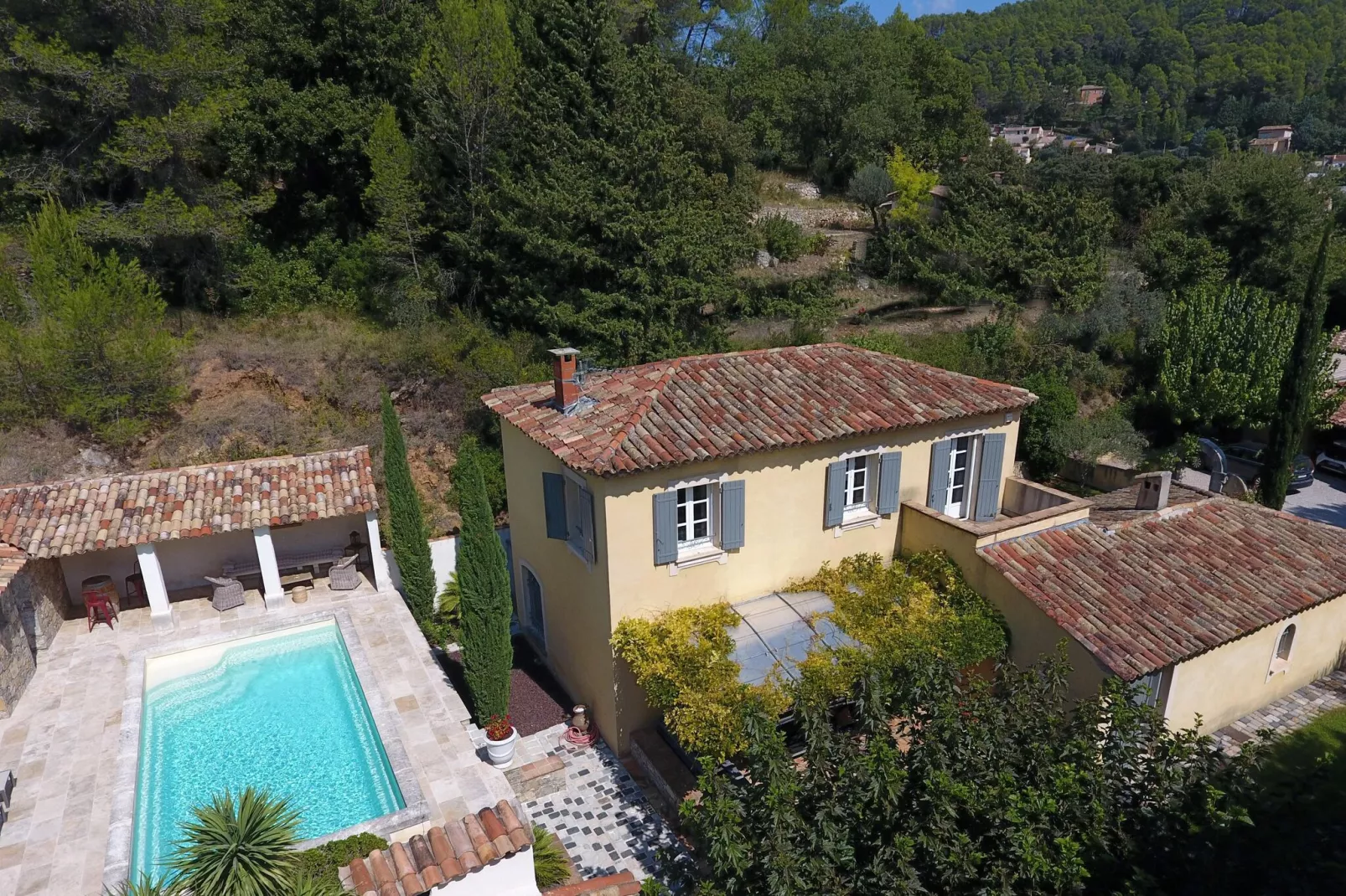 Villa Casaou-Buitenkant zomer