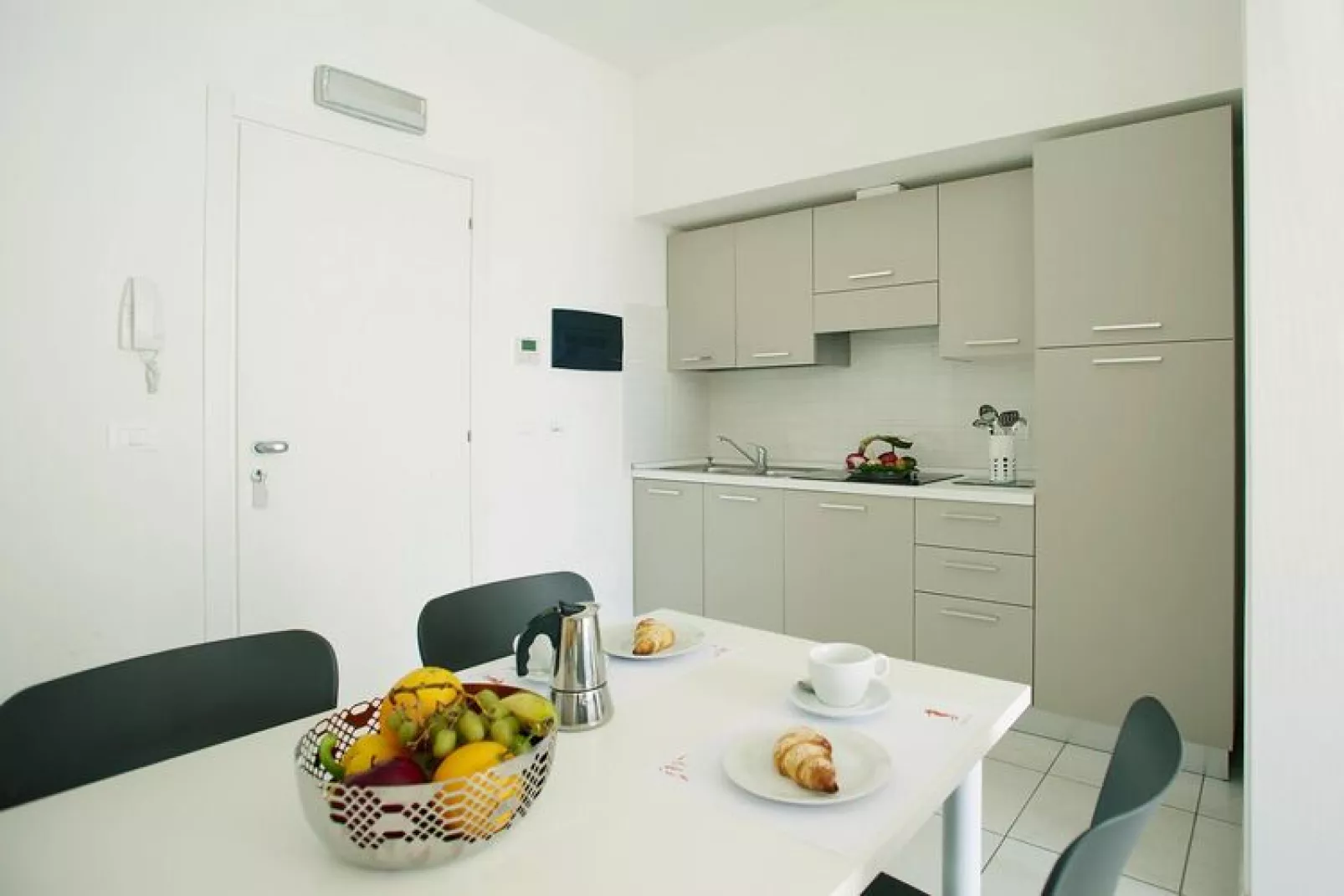 Residence Miriam Pietra Ligure-A2 Superior Plus renoviert in 2014-Keuken