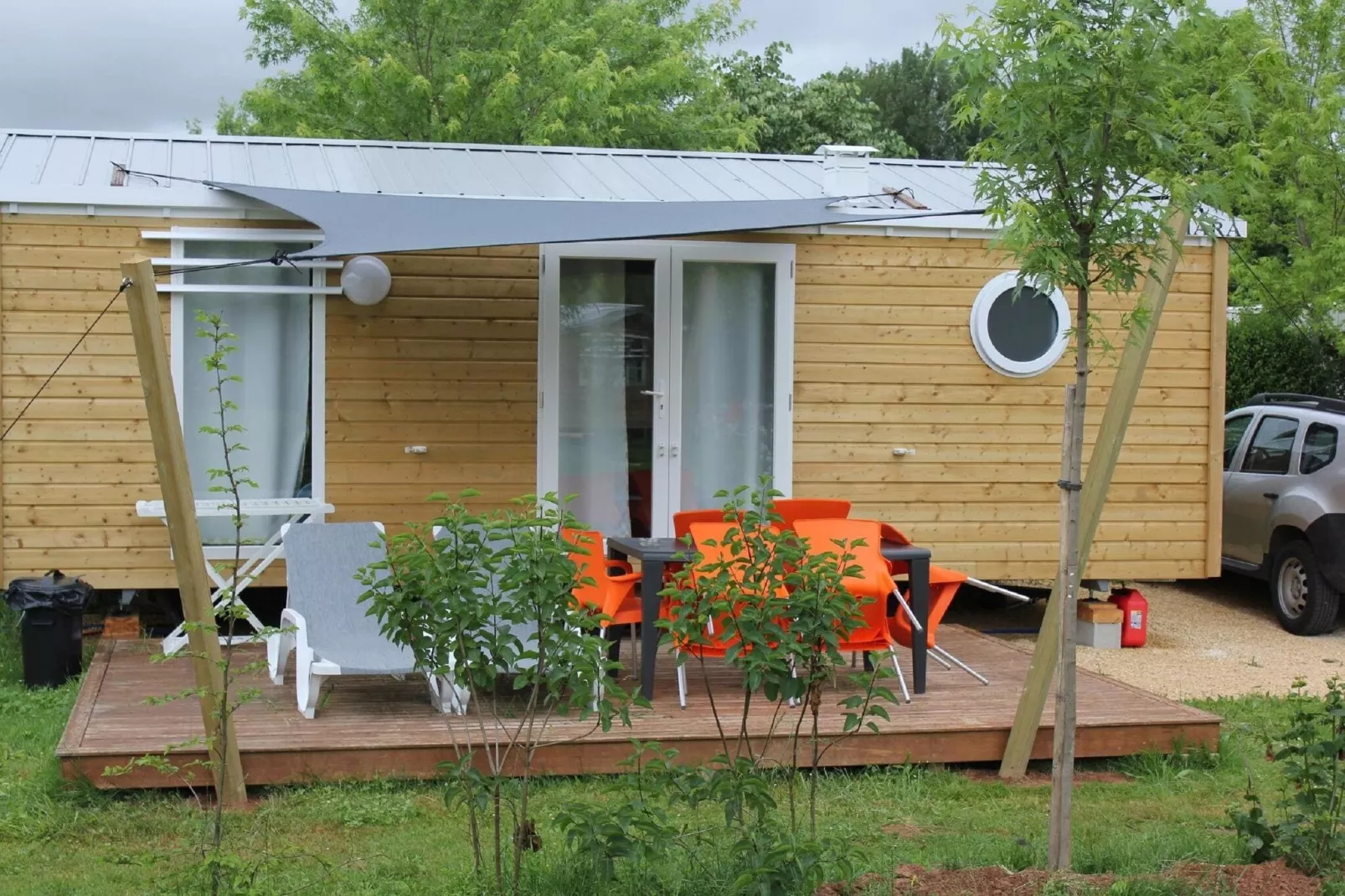Mobile Home Wooden - Mobil Home 6 pax-Buitenkant zomer