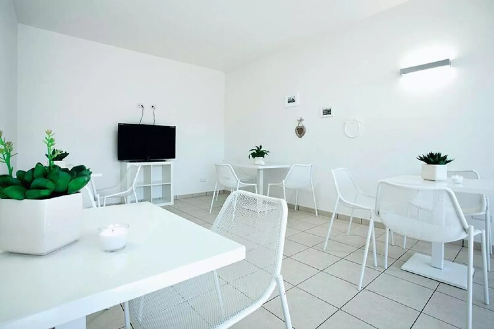 Residence Riviera Palace Two-room Apartment-Binnen