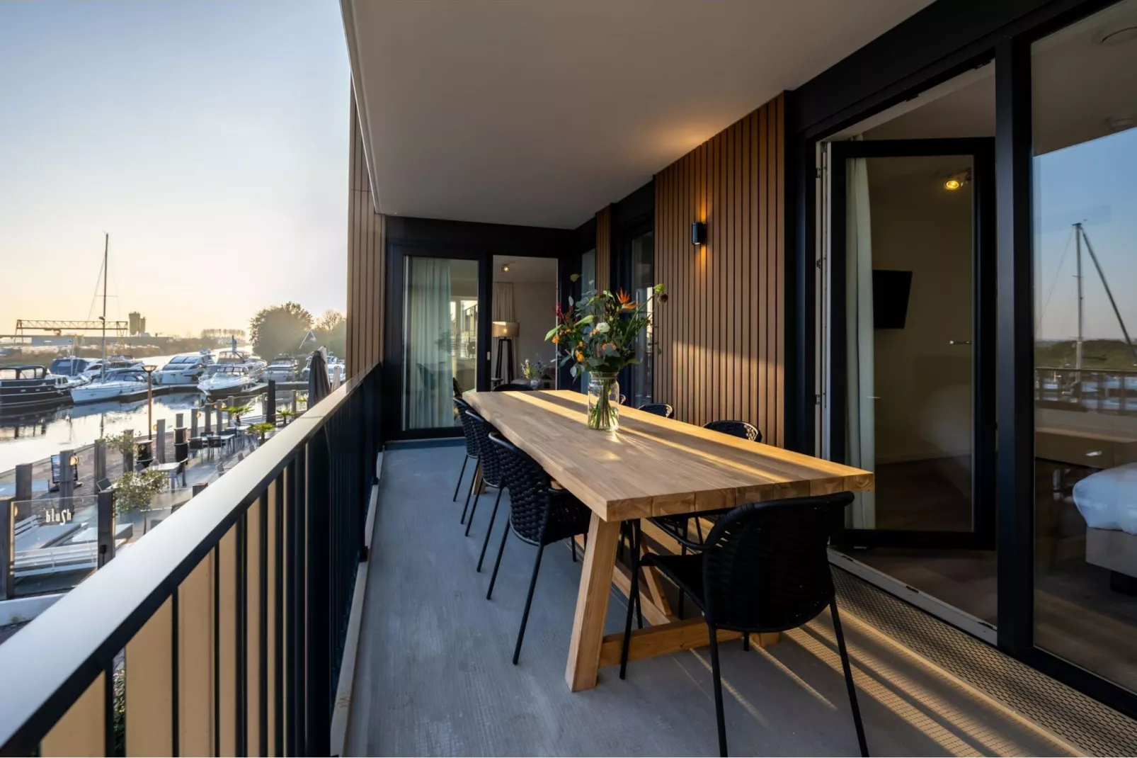 Harbour Loft 1K Residence Marina havenzicht