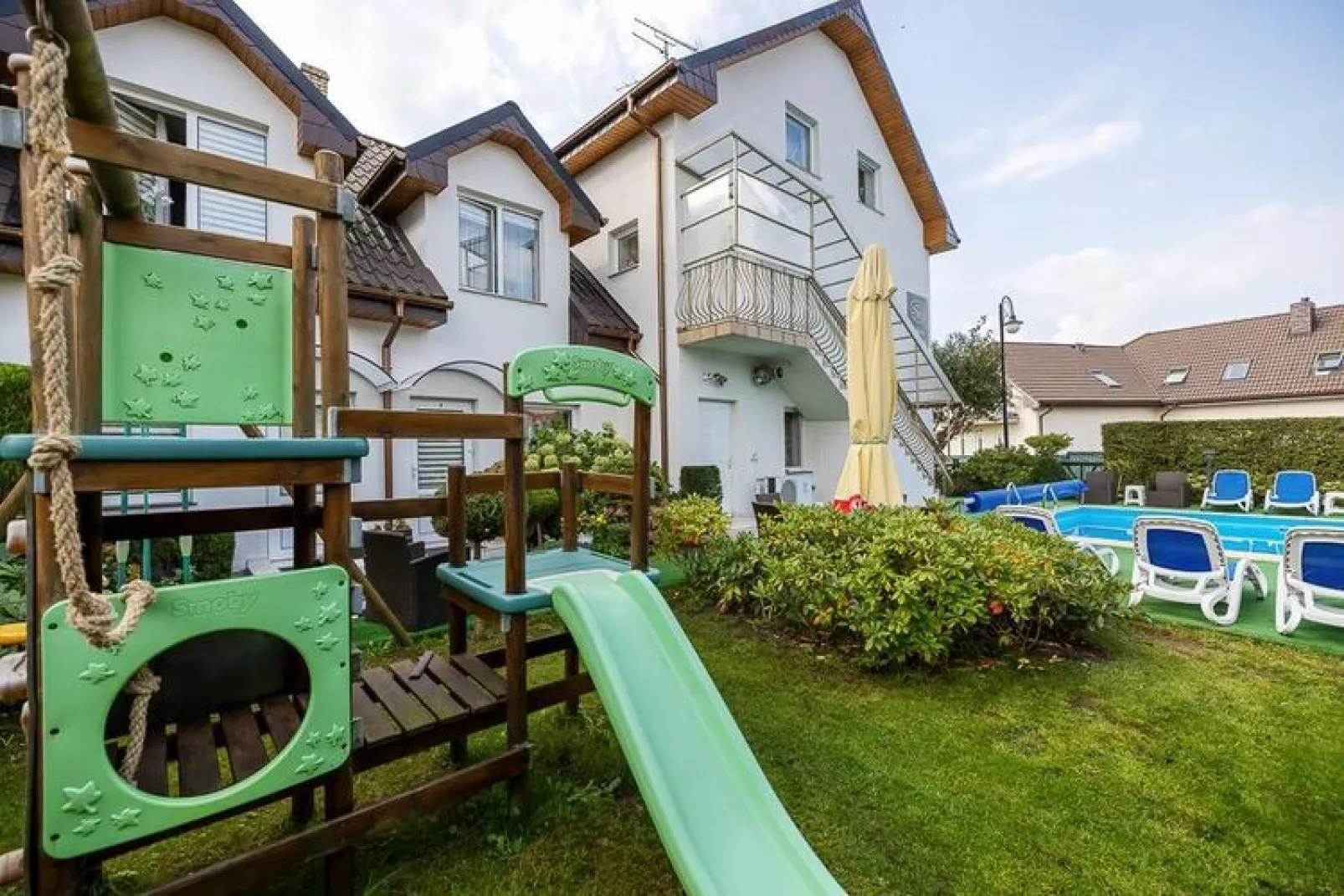 Apartament wakacyjny Rewal-Tuinen zomer