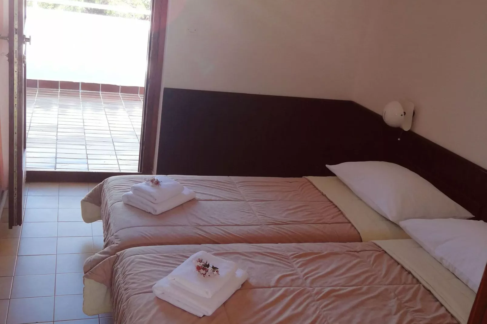Holiday resort Jezera Village, Jezera-3-Raum-App., C4+2, ca. 45 qm, für 6 Pers.-Slaapkamer