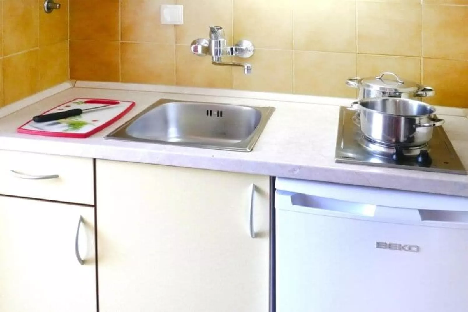 Holiday resort Jezera Village, Jezera-3-Raum-App., C4+2, ca. 45 qm, für 6 Pers.-Keuken
