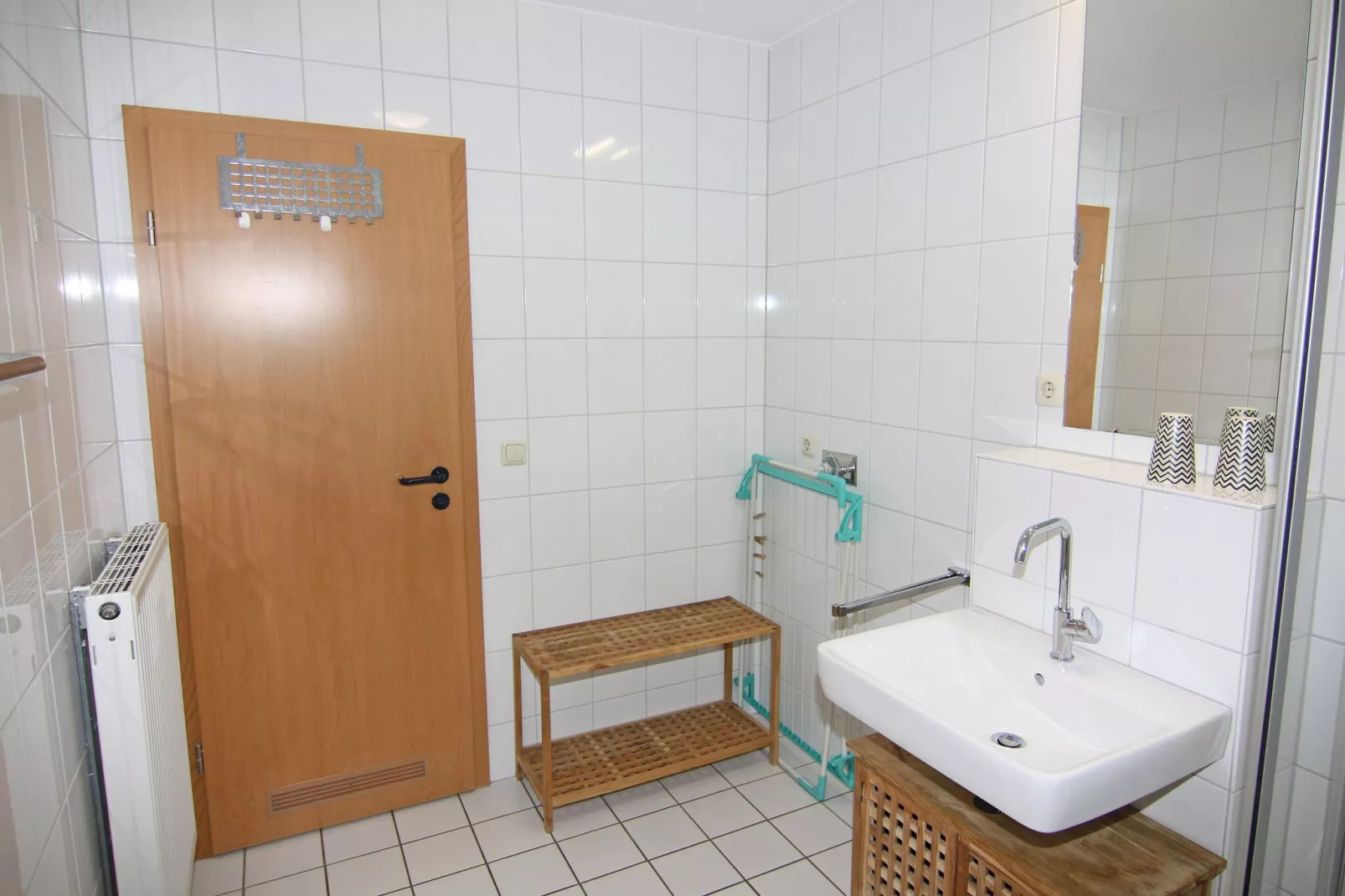 2-Raum-App 56 qm E-39 1 OG / 2 Pers-Badkamer