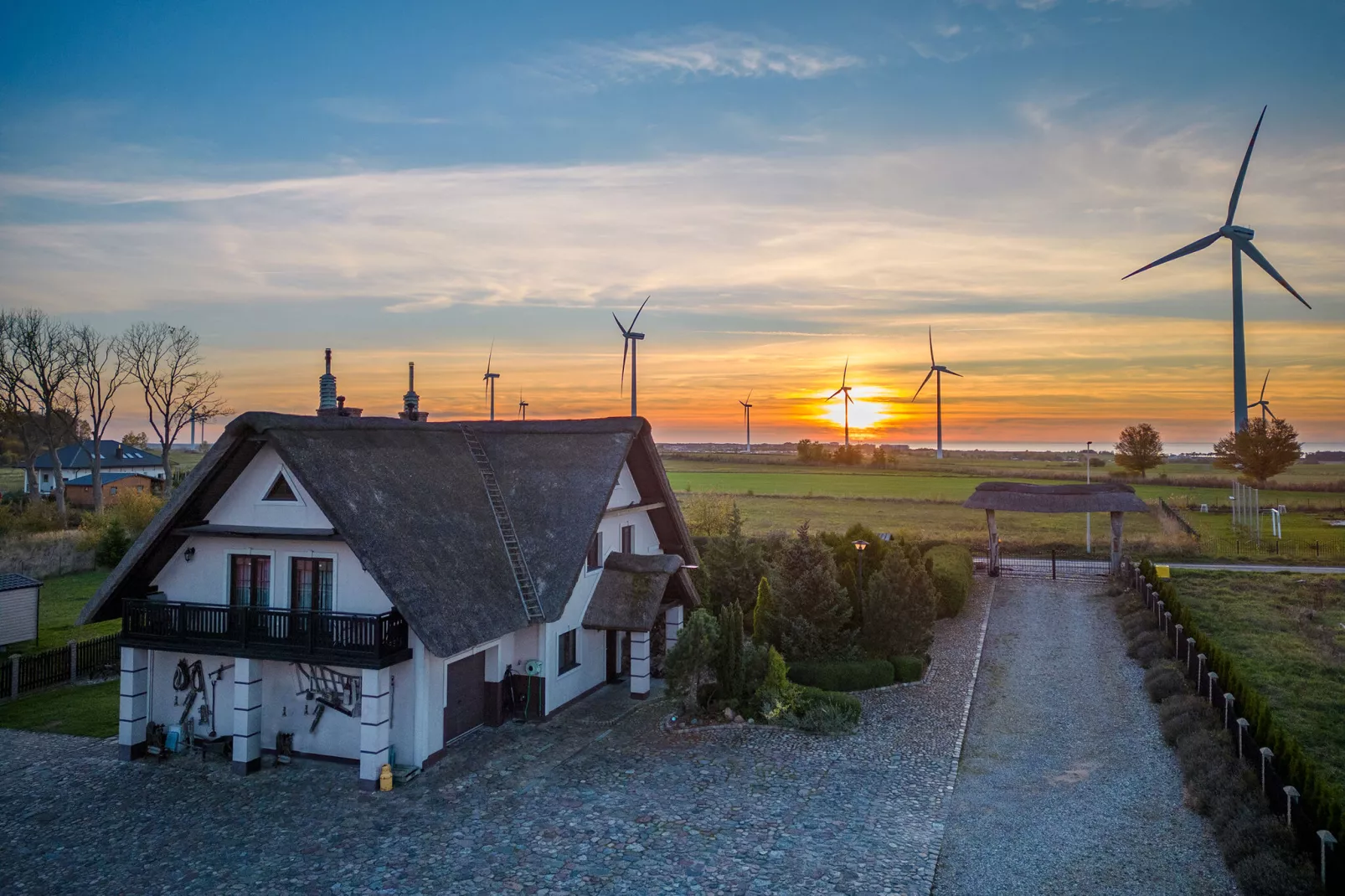 Authentiek huis in West Pomeranian, dicht bij het strand-Gebieden zomer 1km