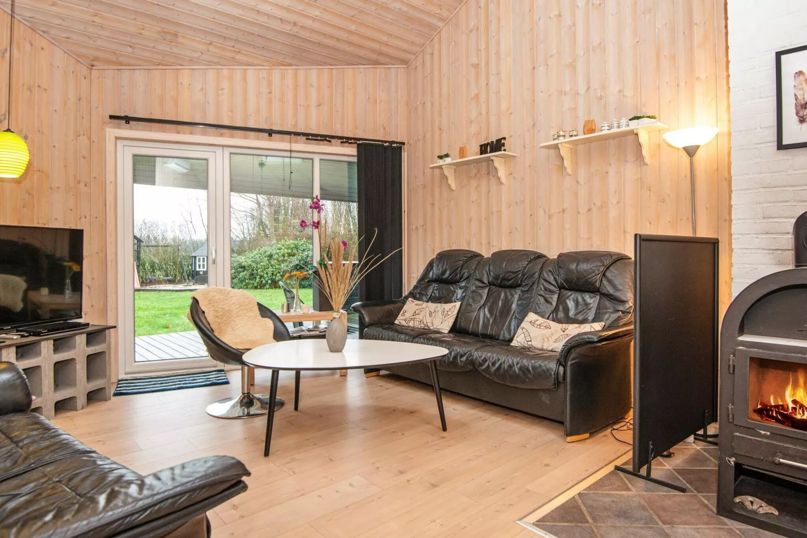 Ruim vakantiehuis in Tarm met sauna en bubbelbad-Binnen