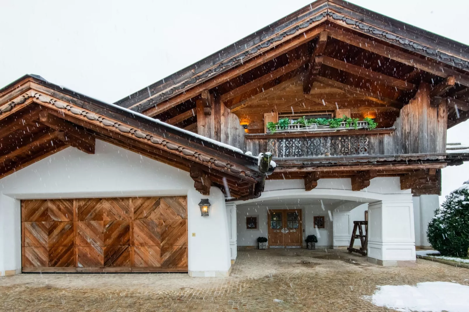 Luxury-Chalet in St Johann in Tirol-Exterieur winter