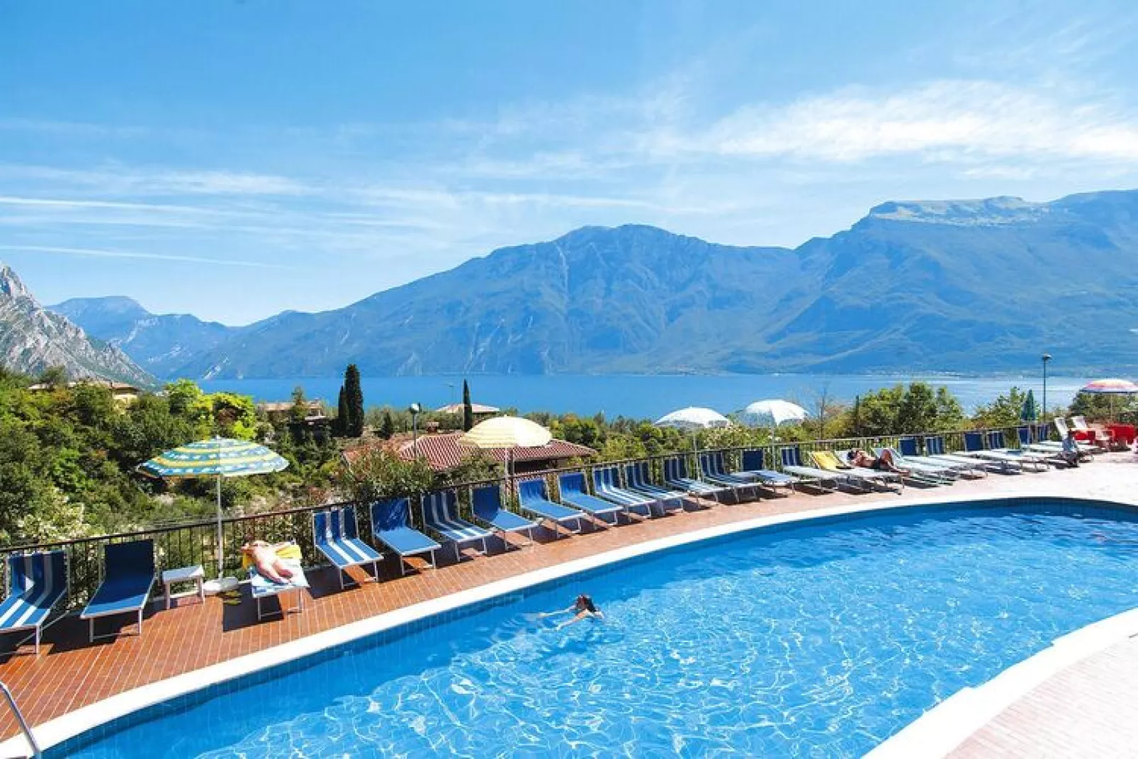 Residence Oasi, Limone sul Garda-bilo-Zwembad