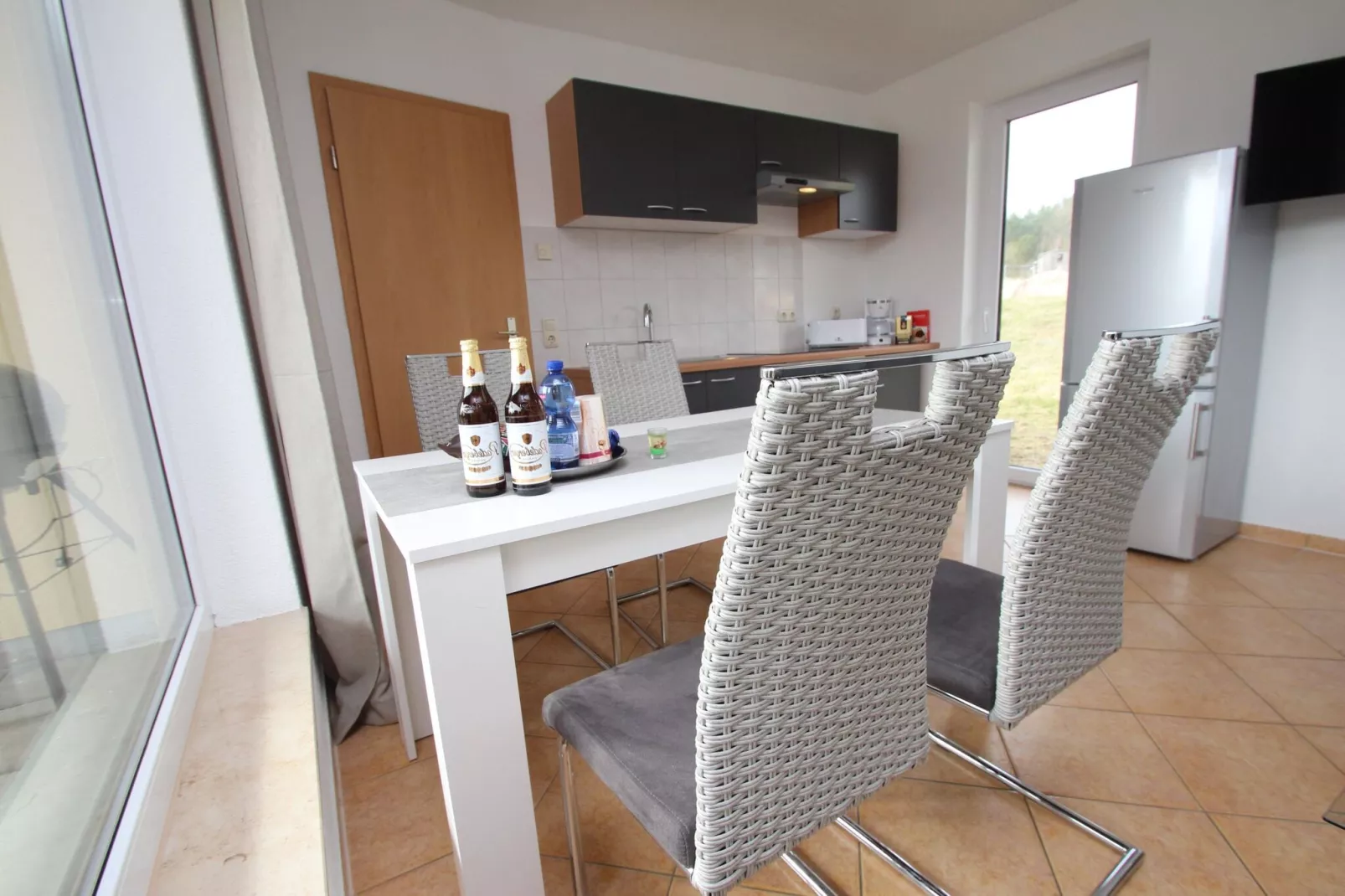 Reihenbungalow Nr 11 / Belegung 1-2 Personen-Eetkamer