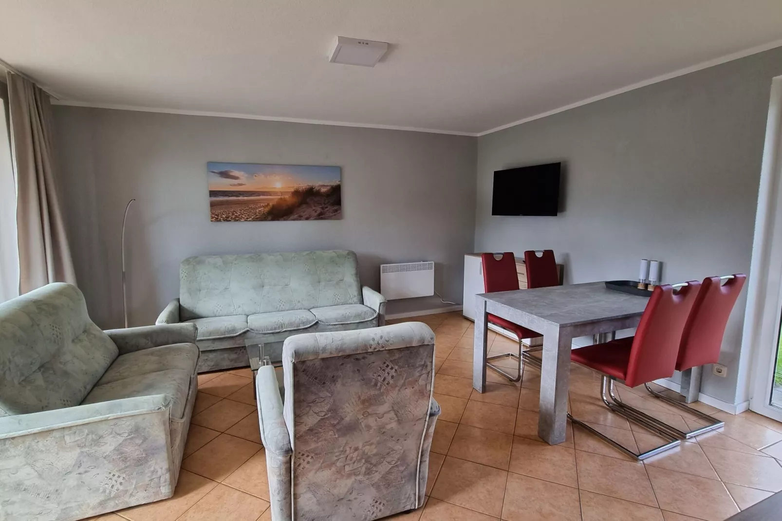 Reihenbungalow Nr 5 / Belegung 4 Personen-Woonkamer