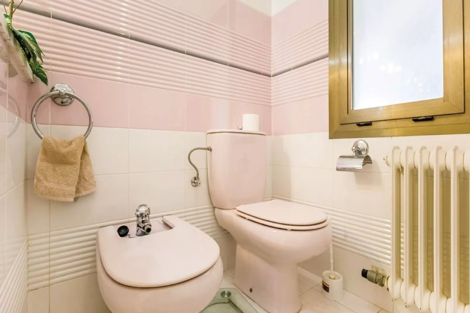 Casa con piscina y jardín L'Escala-Badkamer