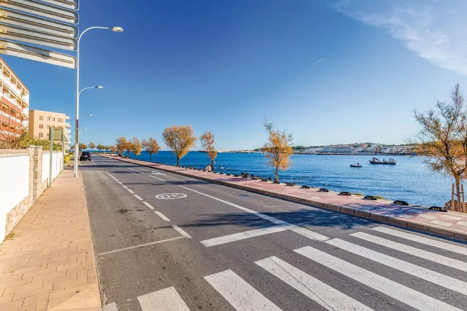 Casa con piscina y jardín L'Escala-Gebieden zomer 1km