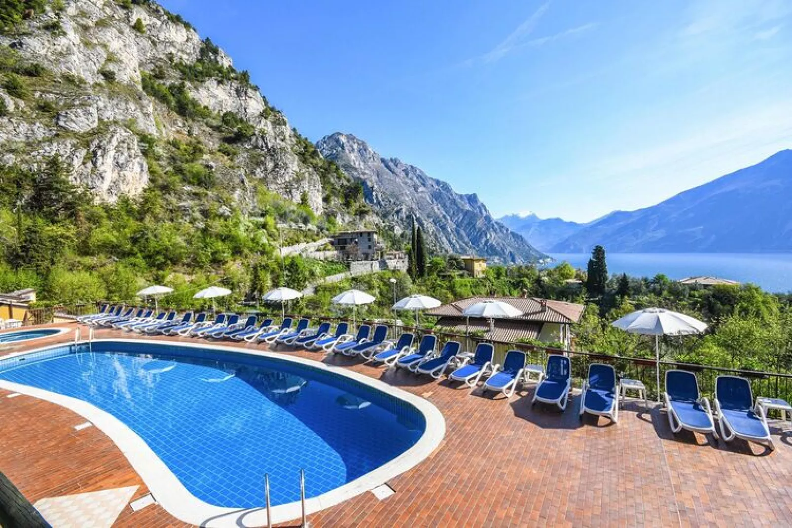 Residence Oasi, Limone sul Garda-trilo-Zwembad