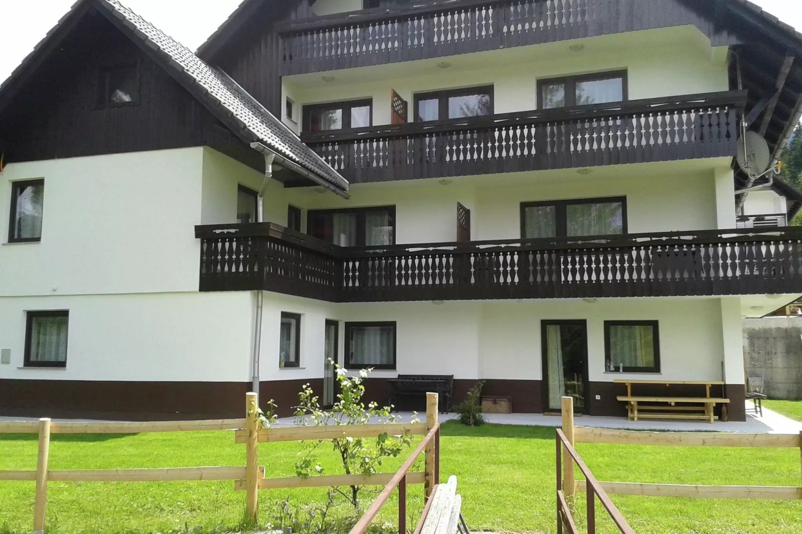 Apartments Bor 5