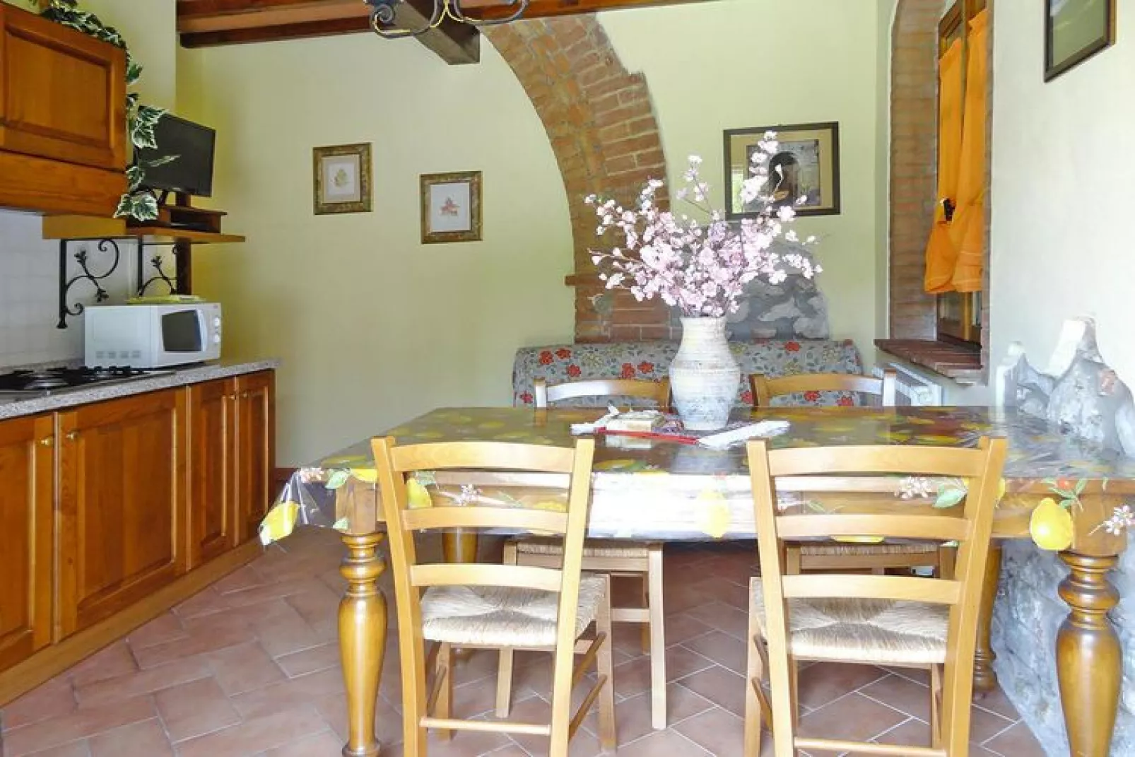 Agriturismo La Mirandola Villamagna Typ Falco Capriolo-Woonkamer