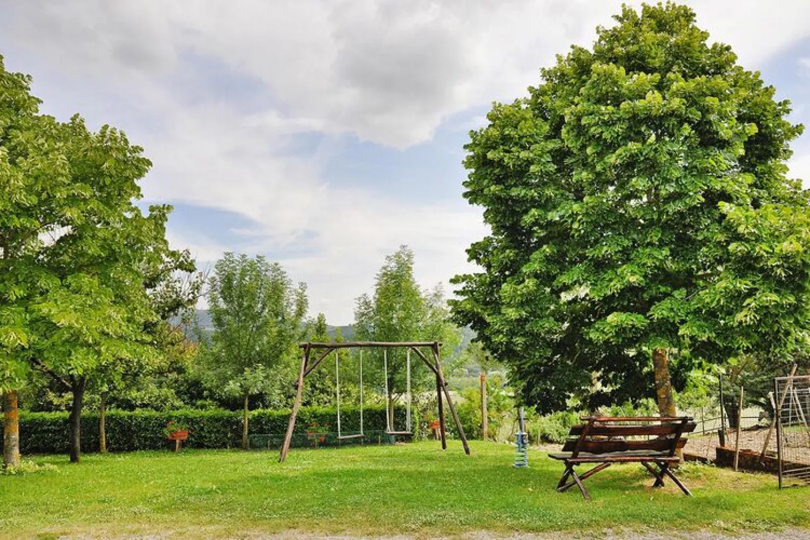 Agriturismo La Mirandola Villamagna Typ Falco Capriolo-Tuinen zomer