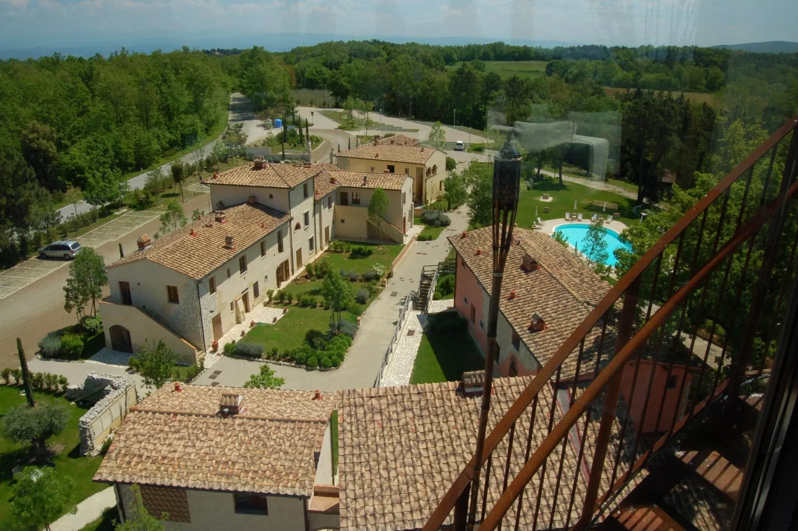 Il Torrino del Borgo-Uitzicht zomer