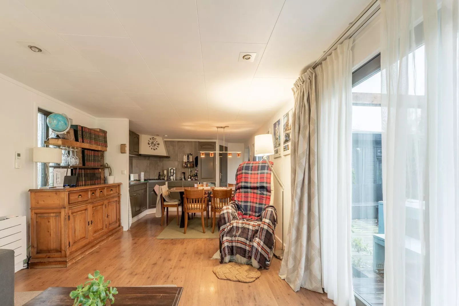 Chalet De Vier Jaargetijden 74-Woonkamer