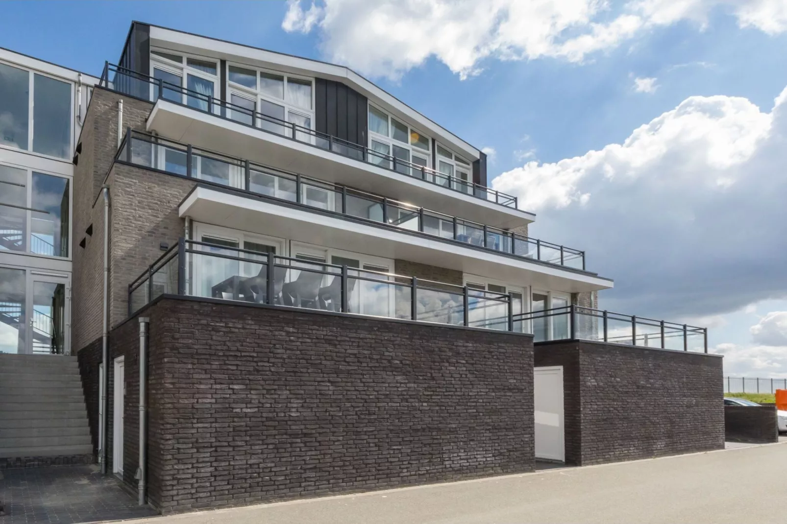 Havenweg 8-14-Buitenkant zomer