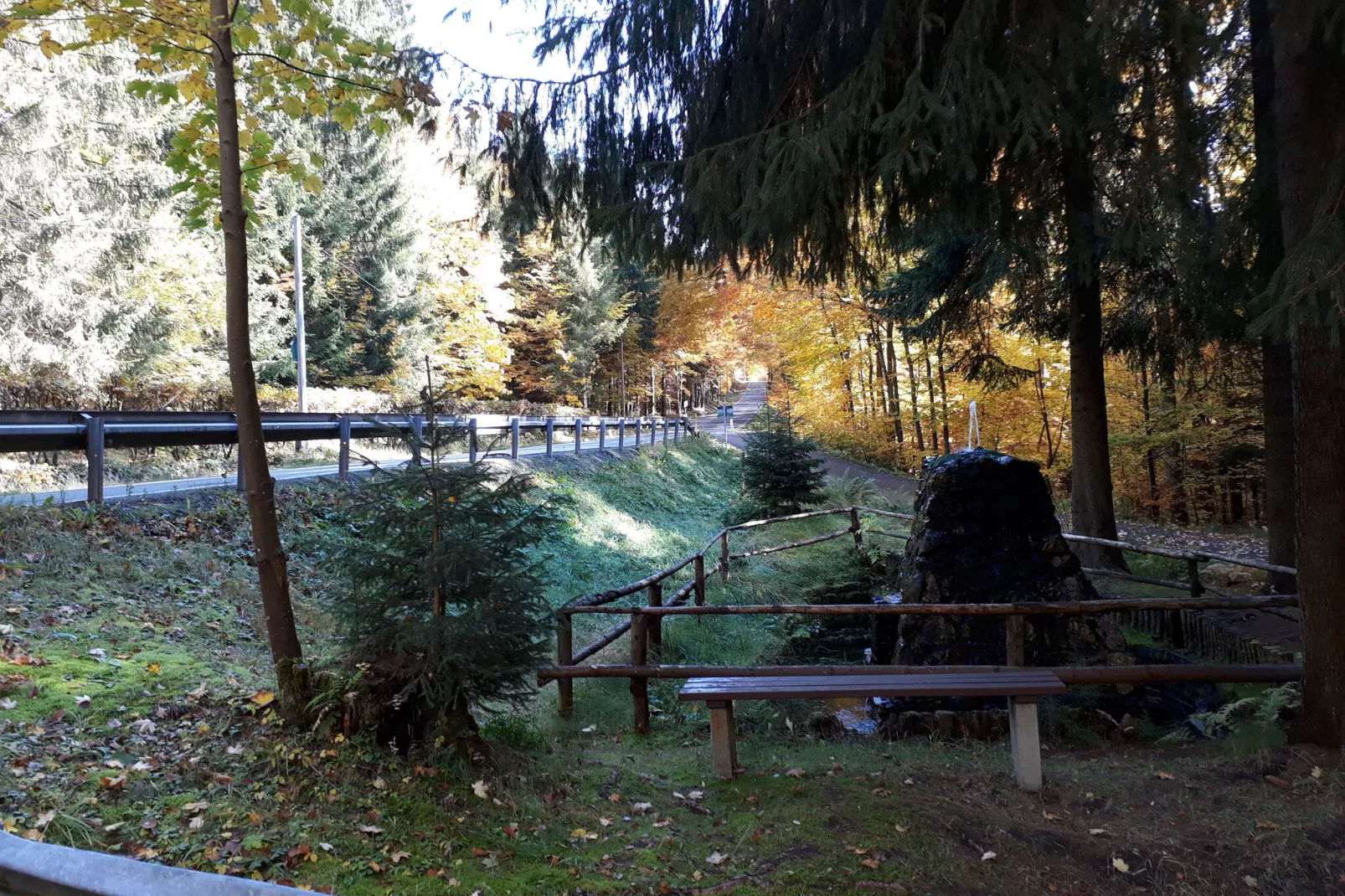 Im Erzgebirge-Gebieden zomer 5km