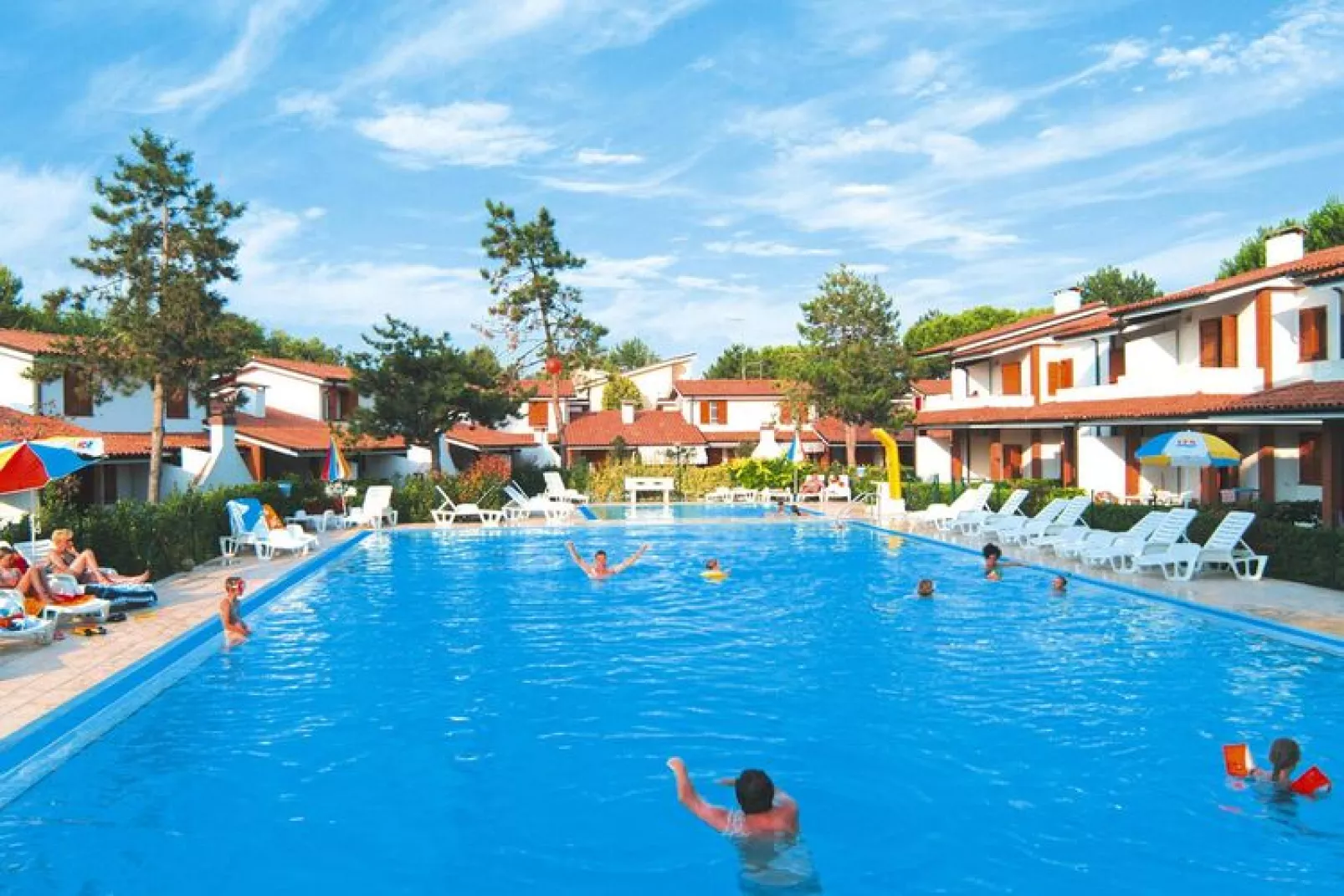 Holiday resort Villaggio Sole B, Bibione Spiaggia-C-Zwembad