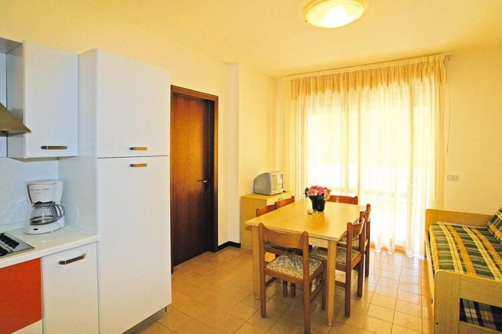 Residence Sporting Bibione - Tipo B-Woonkamer