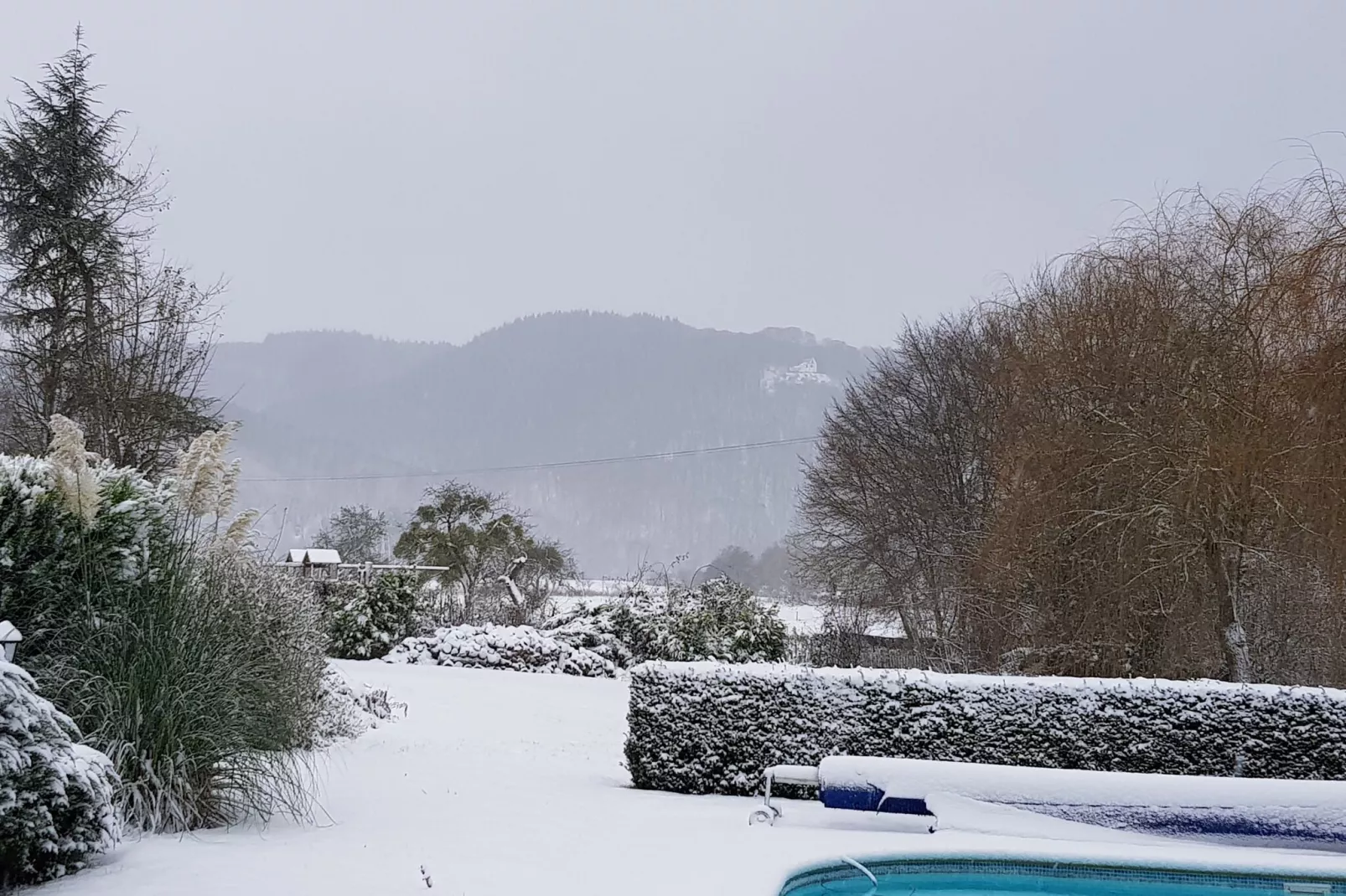 Relais de l' Ourthe-Uitzicht winter