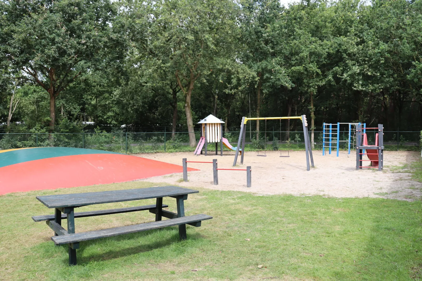 Recreatiepark Duinhoeve 13-Parkfaciliteiten