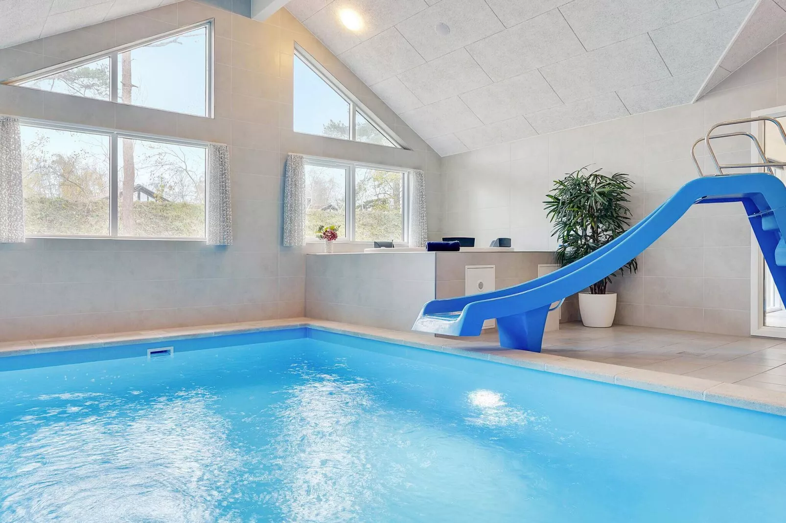 18 persoons vakantie huis in Væggerløse-Zwembad