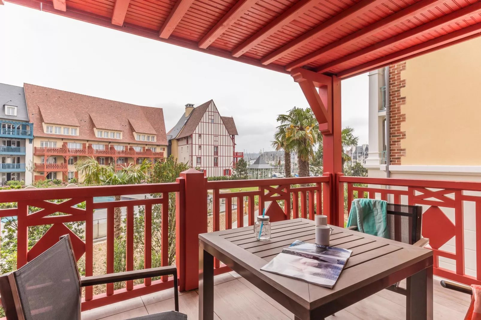 Residence Presqu'Ile de la Touques Deauville - 24 Standard Apt 4 p - 1 bedroom - terrace ou balcon-Terrasbalkon