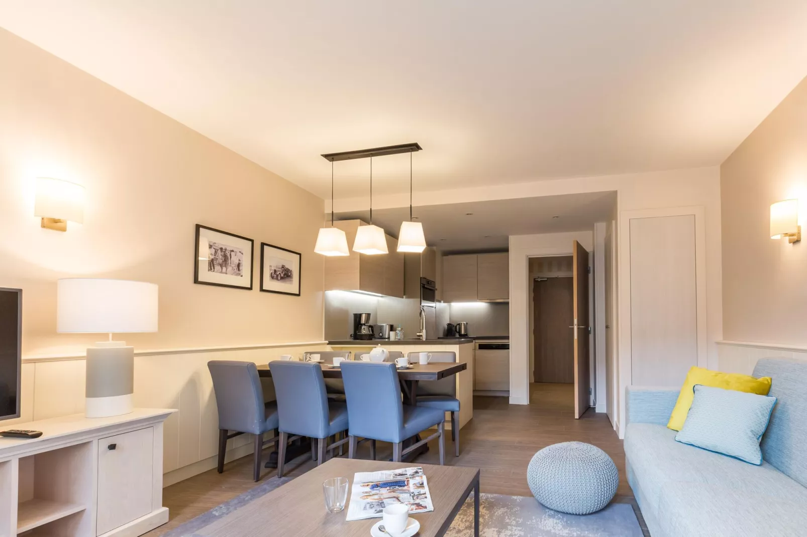 Residence Presqu'Ile de la Touques Deauville - 36 Standard Apt 6 p - 2 bedrooms - terrace or balcony-Woonkamer