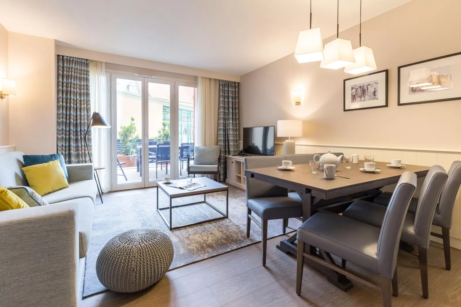 Residence Presqu'Ile de la Touques Deauville - 36 Standard Apt 6 p - 2 bedrooms - terrace or balcony-Woonkamer