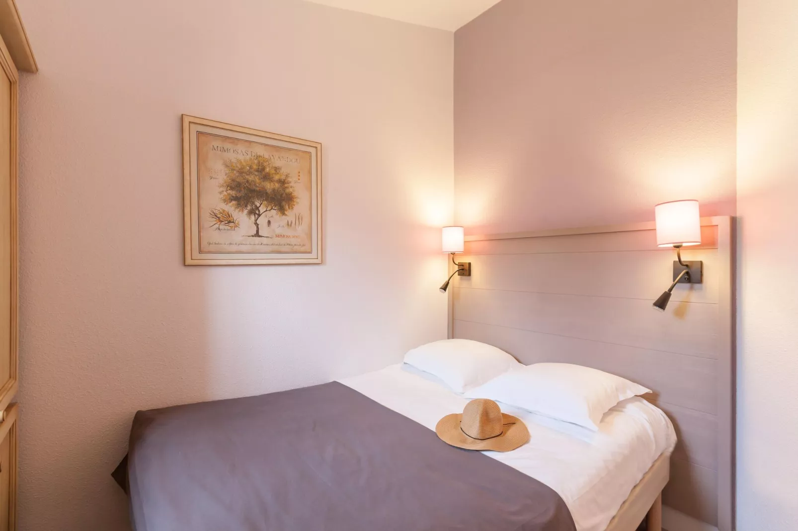 Residence La Pinède, Hyères-A5 Standard - Apt. 5 p. - 1 bedroom-Slaapkamer